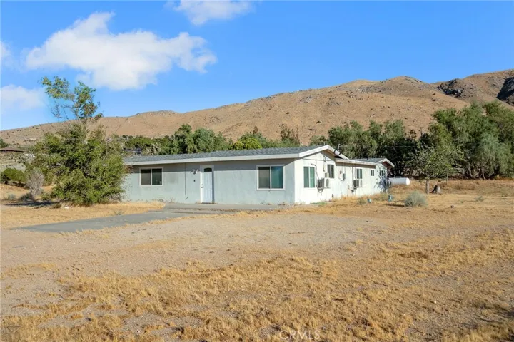 9376 Flora Vista, Apple Valley, California 92308