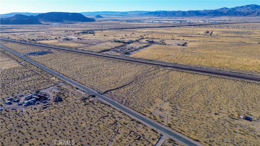 6 National Trails Highway, Yermo, California 92398