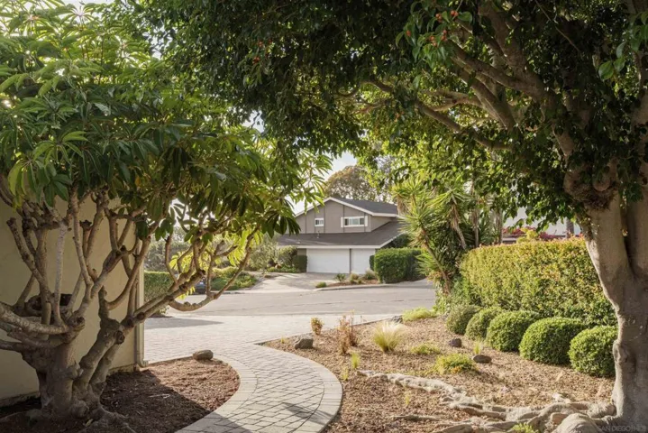 2855 Cliffridge Ct, La Jolla, California 92037