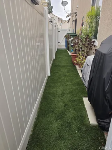Side yard