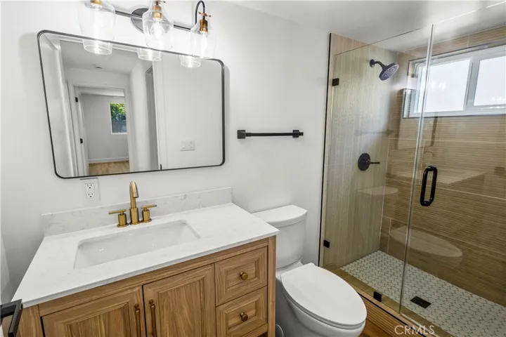 9519 La Reina, Downey, California 90240