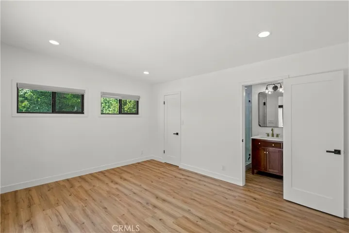 9519 La Reina, Downey, California 90240