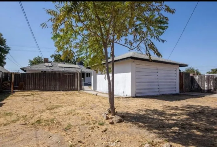714 Wistaria Street, Bakersfield, California 93308