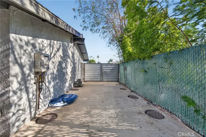 2860 E Ventura Road, Palm Springs, California 92262