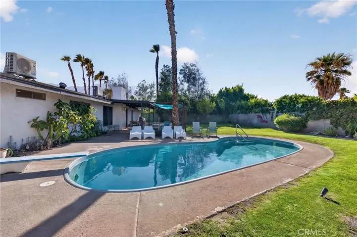 2860 E Ventura Road, Palm Springs, California 92262