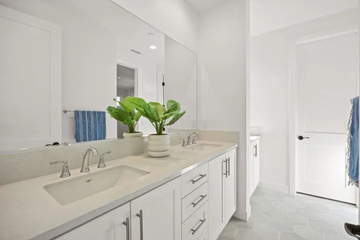 2918 Place De Mouton, Bonsall, California 92003
