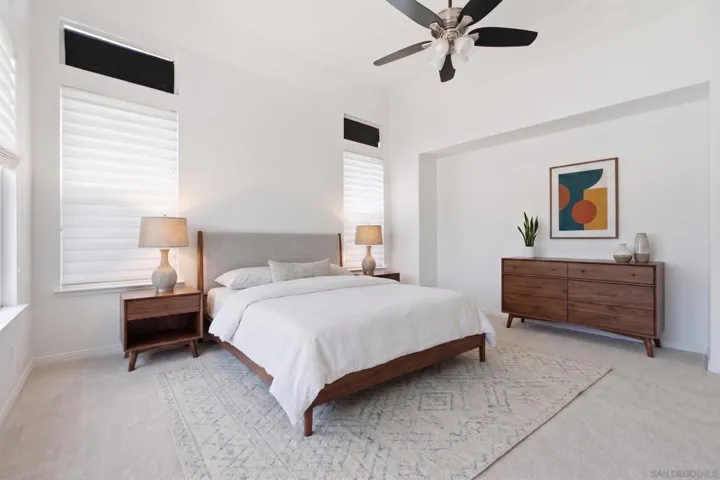 https://zimg.paragon.ice.com/ParagonImages/Property/PA/SDMLS/260014820/23/533/400/34585cda4928864d4fc14188ff979109/3/10ae7a933feb88c56c18348662e88654/260014820-748bac97-fb14-4b1a-8904-7caf2b737d46.JPG