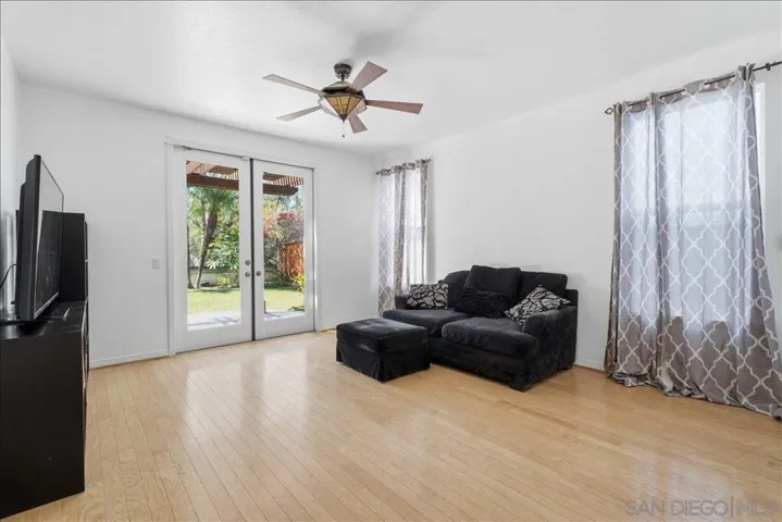 10669 El Caballo, San Diego, California 92127