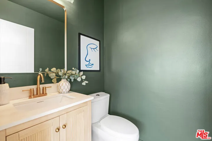 423 Pier Avenue 4, Santa Monica, California 90405