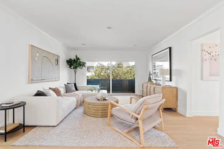 423 Pier Avenue 4, Santa Monica, California 90405