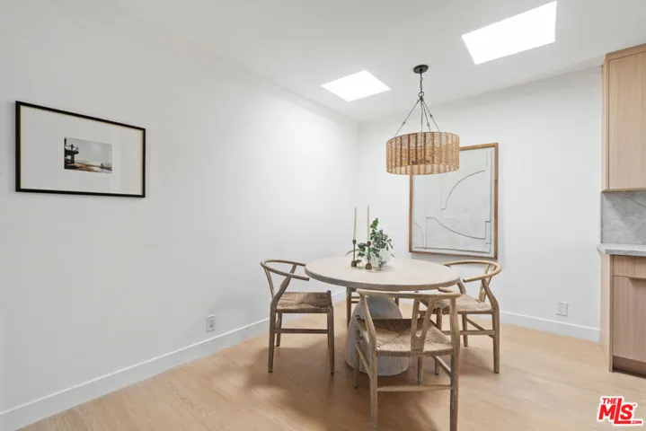 423 Pier Avenue 4, Santa Monica, California 90405