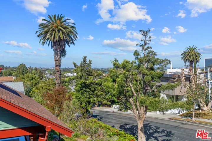 423 Pier Avenue 4, Santa Monica, California 90405