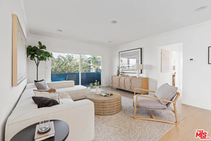 423 Pier Avenue 4, Santa Monica, California 90405