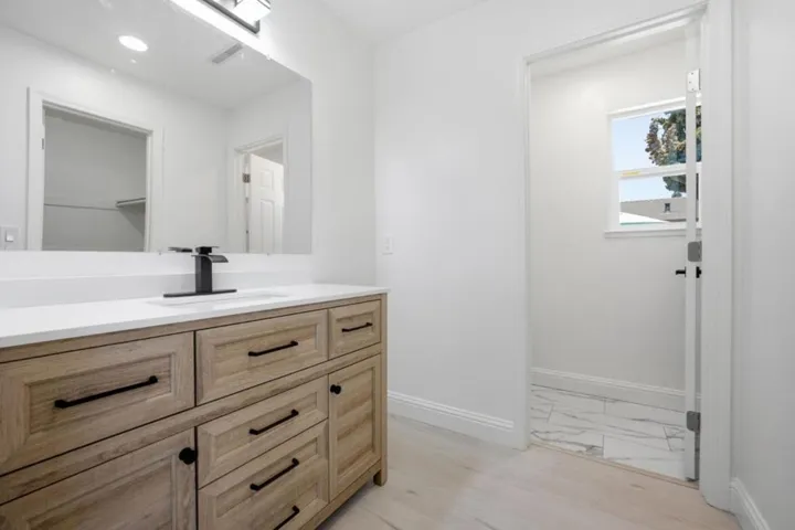450 Beck Street, Watsonville, California 95076