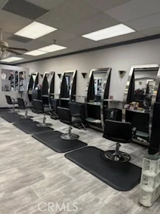 2084 Foothill Boulevard G, La Verne, California 91750