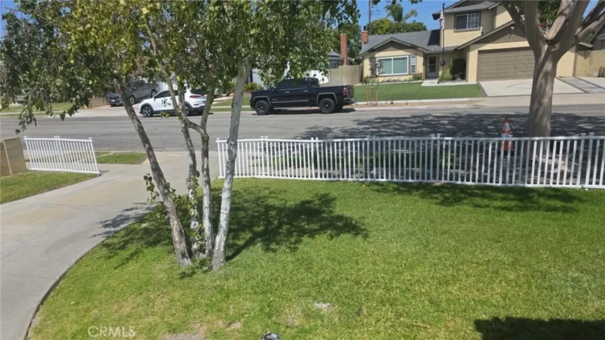 16291 Hawaii Ln, Huntington Beach, California 92649