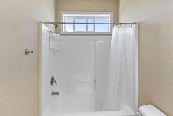 317 Santa Paula 317, San Leandro, California 94579