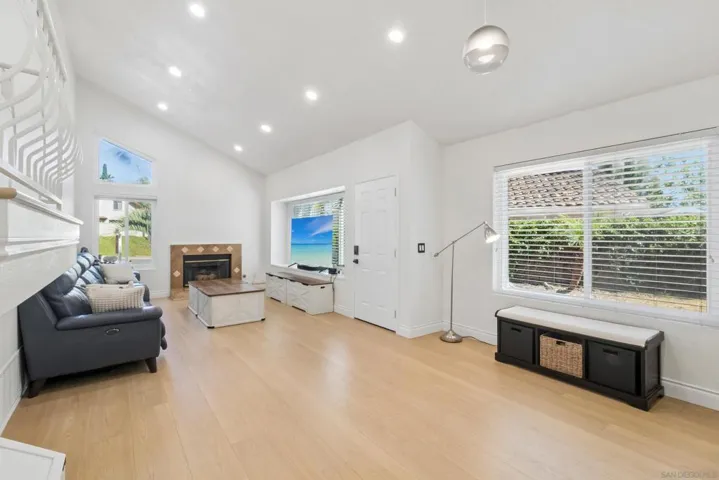 2343 Fair Oak, Escondido, California 92026