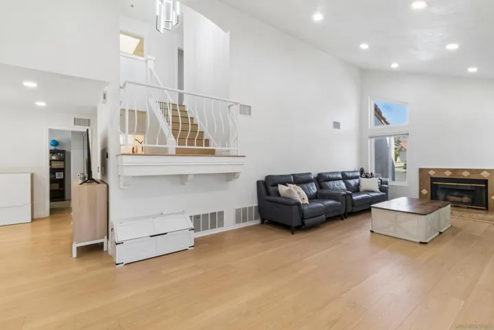 2343 Fair Oak, Escondido, California 92026