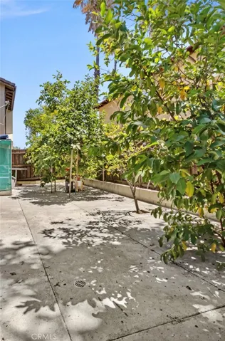 14522 Day Lily, Panorama City, California 91402