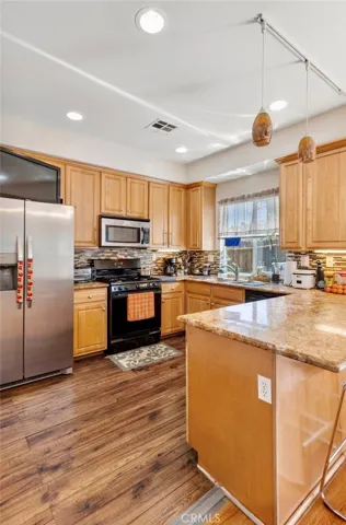 14522 Day Lily, Panorama City, California 91402