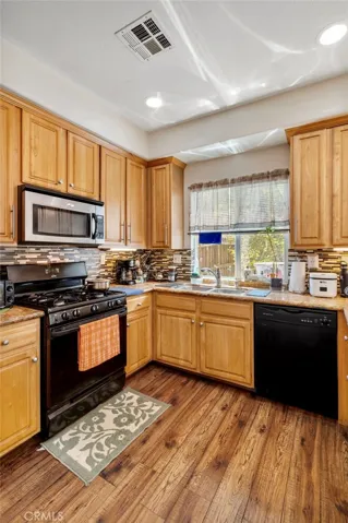 14522 Day Lily, Panorama City, California 91402