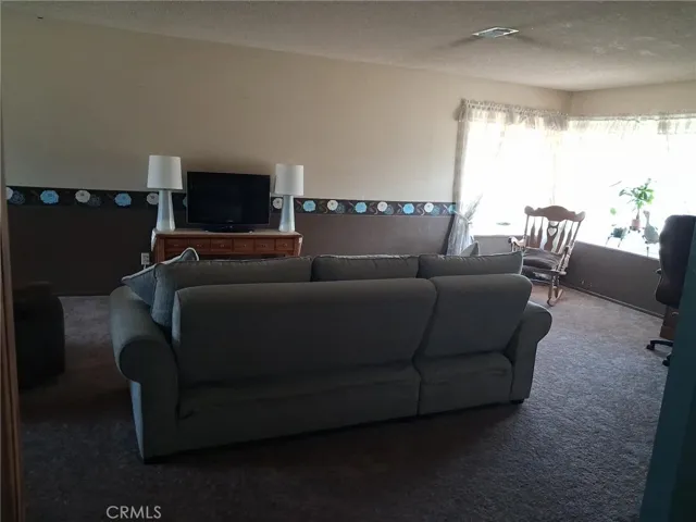 11448 Mojave Drive, Jurupa Valley, California 91752