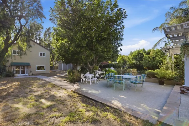 10925 Willowbrae, Chatsworth, California 91311