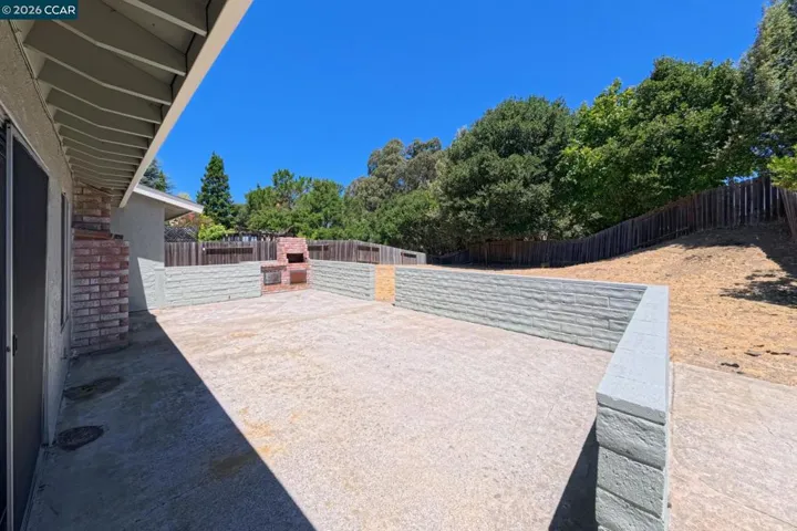 1200 Skyline Dr, Vallejo, California 94591
