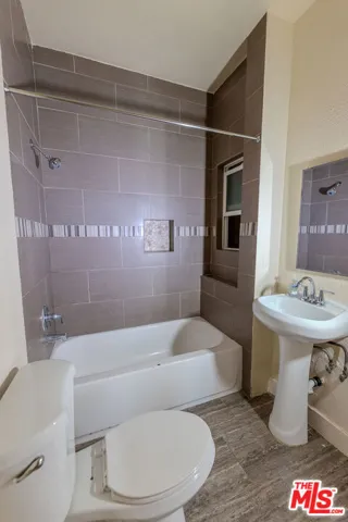 661 Shatto Place 301, Los Angeles, California 90005