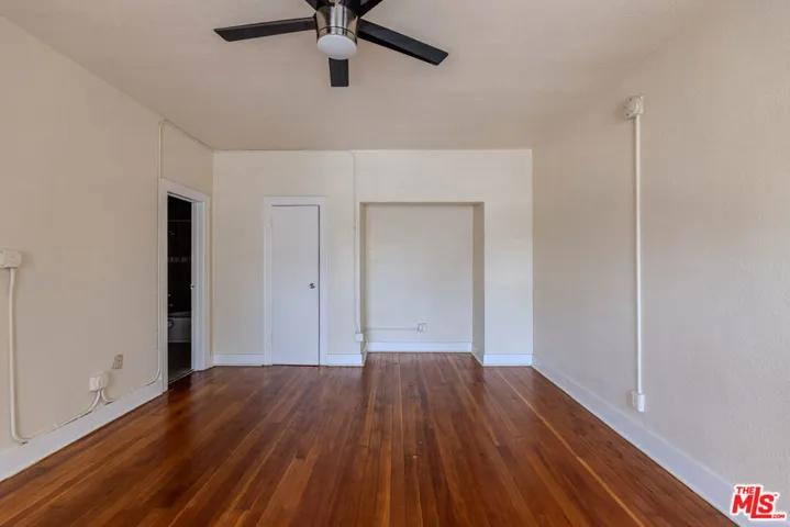 661 Shatto Place 301, Los Angeles, California 90005