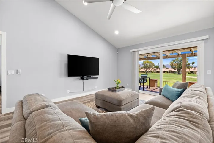 41488 Inverness, Palm Desert, California 92211