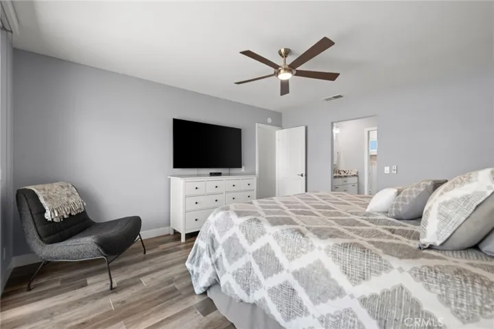 41488 Inverness, Palm Desert, California 92211