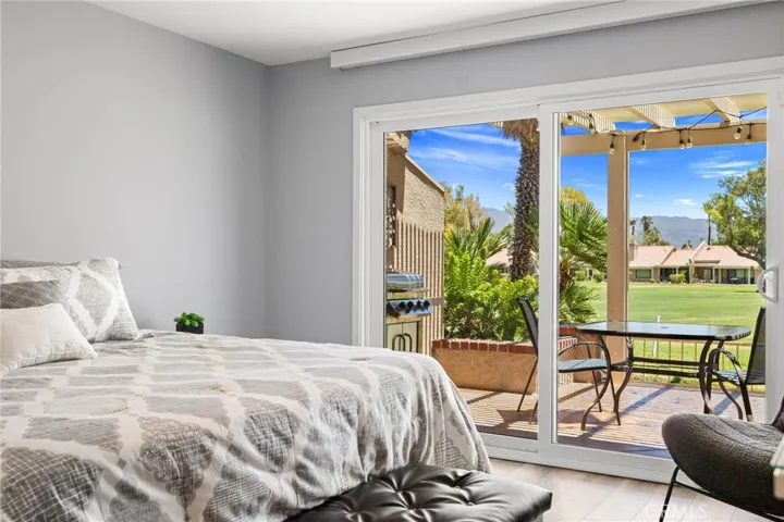 41488 Inverness, Palm Desert, California 92211