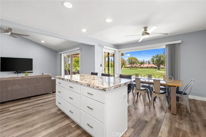 41488 Inverness, Palm Desert, California 92211