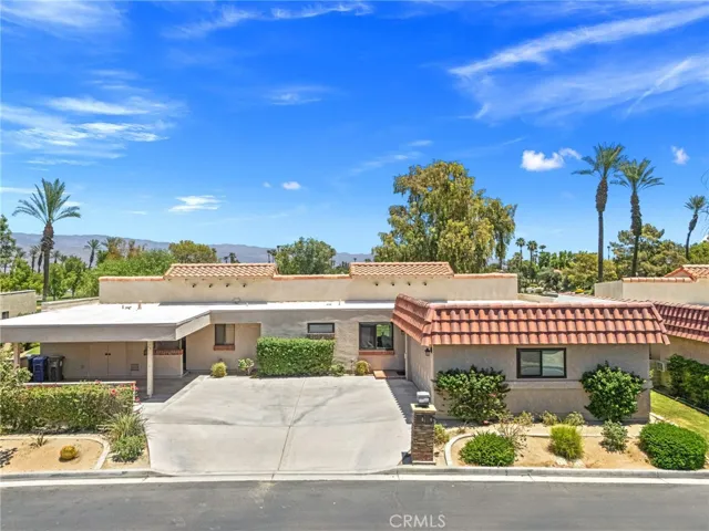 41488 Inverness, Palm Desert, California 92211