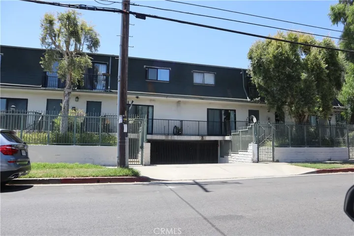 9047 Langdon, Los Angeles, California 91343