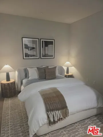 2500 Hyperion Avenue, Silver Lake, California 90027