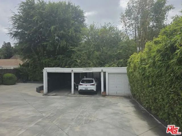 2500 Hyperion Avenue, Silver Lake, California 90027
