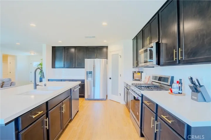 2495 Vintage, Hanford, California 93230