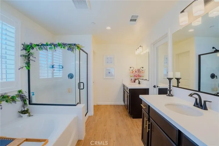 2495 Vintage, Hanford, California 93230