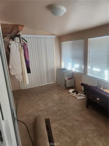 4600 Lauderdale Ave., La Crescenta, California 91212