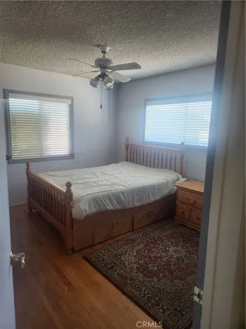 4600 Lauderdale Ave., La Crescenta, California 91212