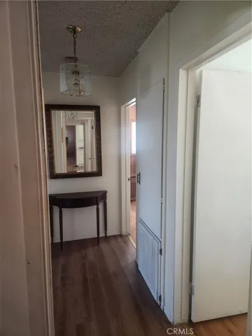 4600 Lauderdale Ave., La Crescenta, California 91212