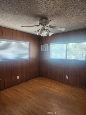 4600 Lauderdale Ave., La Crescenta, California 91212