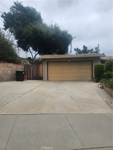 4600 Lauderdale Ave., La Crescenta, California 91212