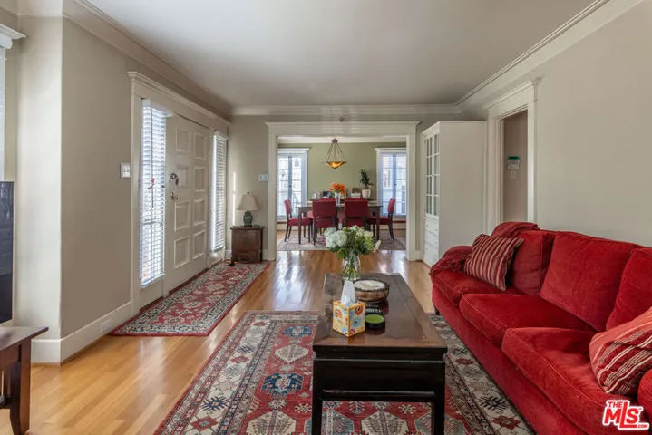 880 Wellesley Avenue, Los Angeles, California 90049