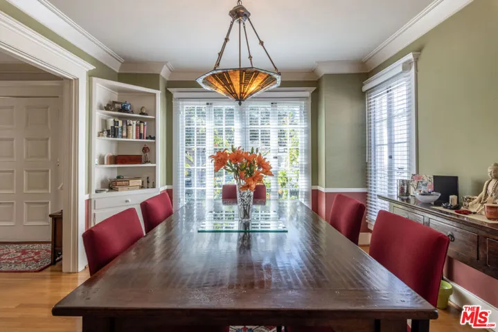 880 Wellesley Avenue, Los Angeles, California 90049
