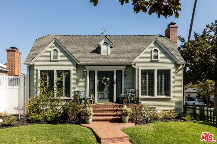 880 Wellesley Avenue, Los Angeles, California 90049