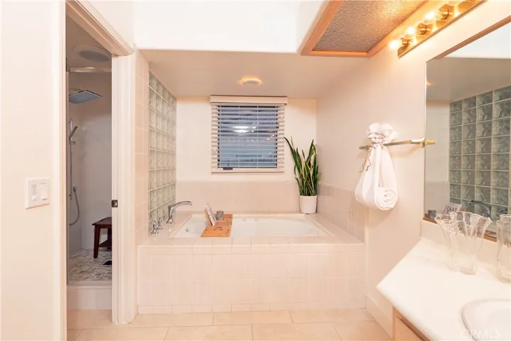 1804 Prince Albert Drive, Riverside, California 92507